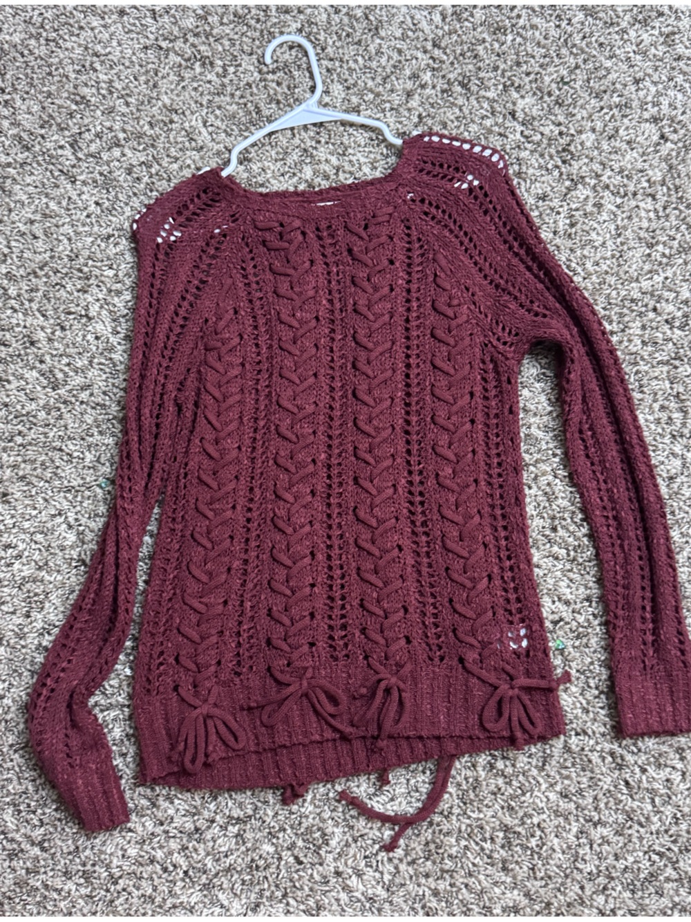 Cozy Casual Open-Knit Crewneck Sweater - Burgundy